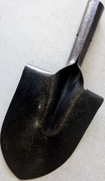 Лопата из рельсовой стали (американка мини)