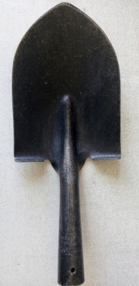 Лопата из рельсовой стали (американка мини)